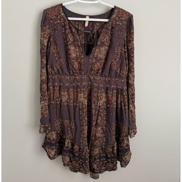 Anthropologie Dresses & Skirts - Anthropologie Free People Dark Floral Tie-Neck Dress
